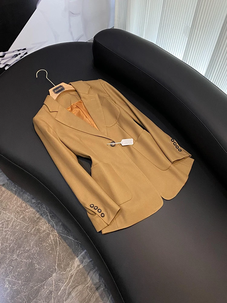 High Quality Wool Blends Single Buttons Lady Office Formal Wear Long Sleeve Women Solid Slim Fitted Vintage Style Blazer
High Quality Wool Blends Single Buttons Lady Office Formal Wear Long Sleeve Women Solid Slim Fitted Vintage Style Blazer