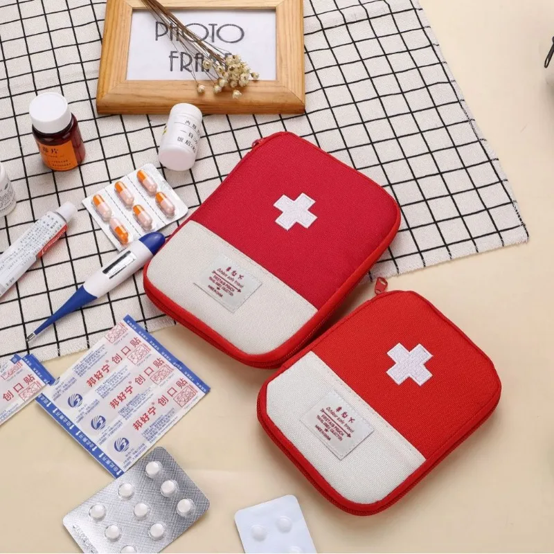 

Portable Mini First Aid Kit Medicine Storage Kit for Travel Home Bandage Capsule Pill Storage Medical Supplies Bag Survival Kit
