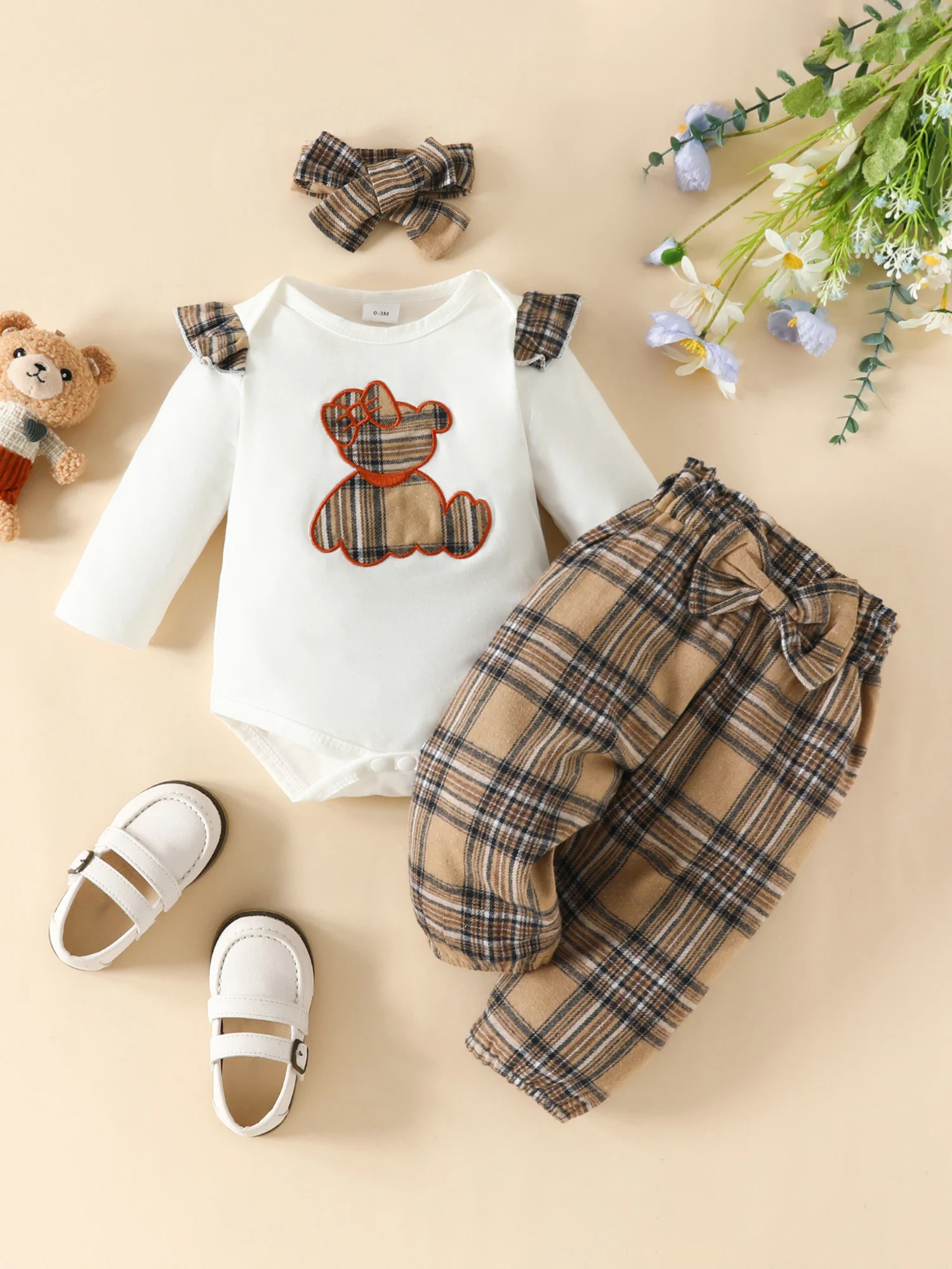 Adorable 3-Piece Toddler Girl s Fall Outfit with Long Sleeve Romper Bear Print Pullover Top Plaid Pants and Headband -
Adorable 3-Piece Toddler Girl s Fall Outfit with Long Sleeve Romper Bear Print Pullover Top Plaid Pants and Headband -