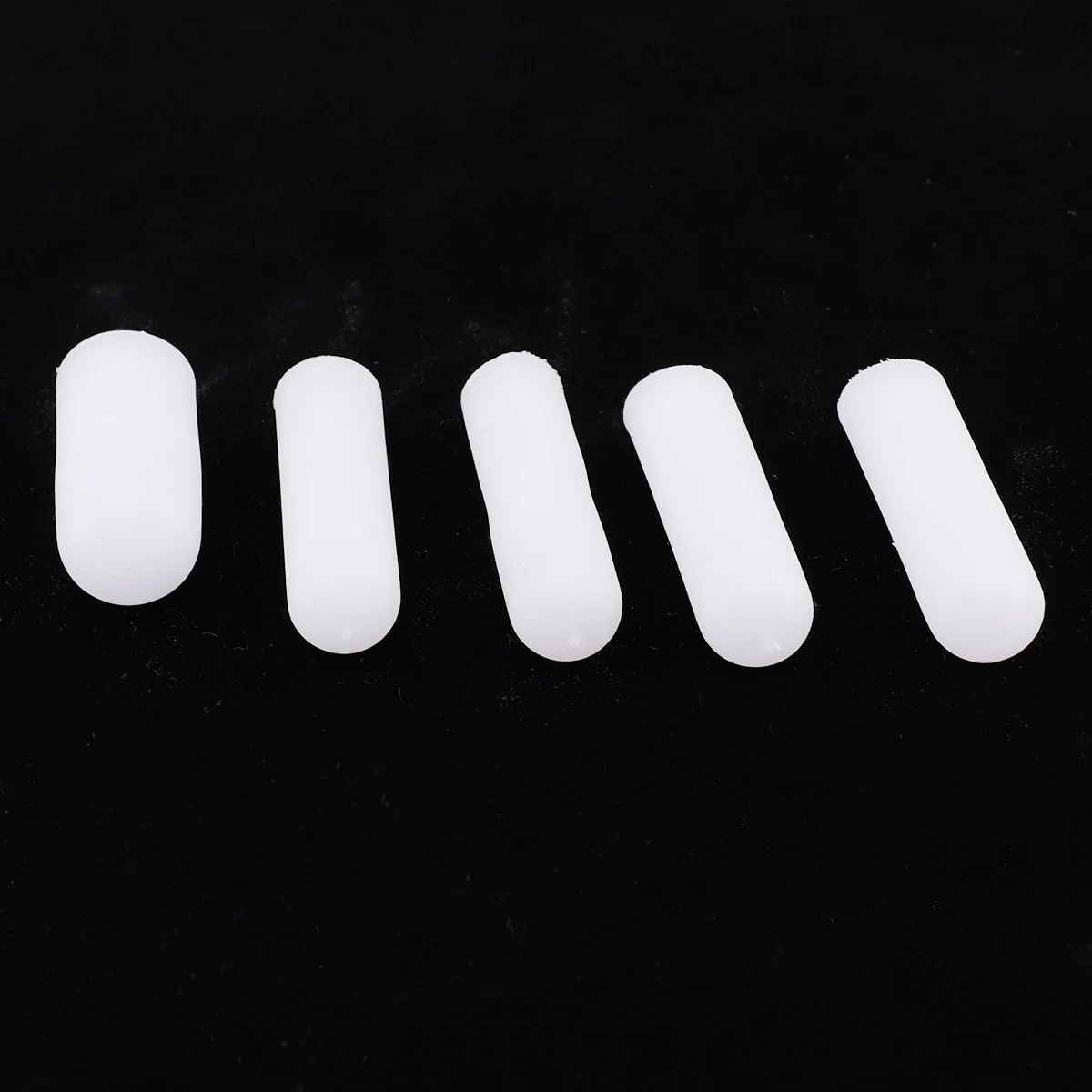 Soft Finger Protector Cover Finger Sleeves Gel Finger Tubes Thumb Covers Finger Cots For Cracked Skin Calluses Hand Care
Soft Finger Protector Cover Finger Sleeves Gel Finger Tubes Thumb Covers Finger Cots For Cracked Skin Calluses Hand Care