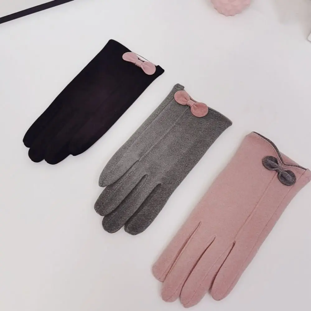Winter Warm Bow Gloves Women's Velvet Index Finger Touch Screen Gloves Korean Outdoor Cycling Riding Gloves Windproof Mittens
Winter Warm Bow Gloves Women's Velvet Index Finger Touch Screen Gloves Korean Outdoor Cycling Riding Gloves Windproof Mittens