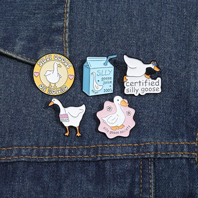 6 Pcs Cute Duckling Brooch Creative Cartoon Animal Enamel Pin Gift Versatile Clothing Accessories Decoration Jewelry for Friends
6 Pcs Cute Duckling Brooch Creative Cartoon Animal Enamel Pin Gift Versatile Clothing Accessories Decoration Jewelry for Friends