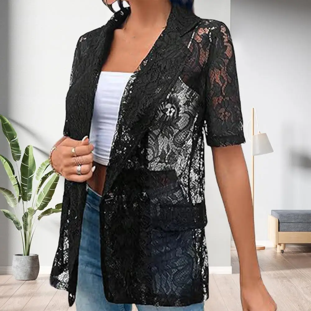 Double-breasted Lace Jacket Elegant Lace Cardigan with Lapel Decorative Pockets Women's Short Sleeve Suit Coat with for A
Double-breasted Lace Jacket Elegant Lace Cardigan with Lapel Decorative Pockets Women's Short Sleeve Suit Coat with for A