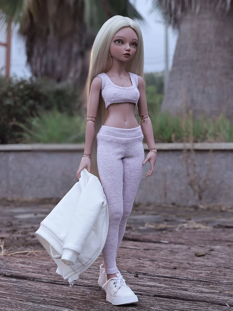 Шарнирная кукла с 4 точками, Хлоя, белая, полный комплект, Кукла SD, кофейная кожа, улучшенная смола, человеческая кукла, реальный размер, женские куклы для девочек
Шарнирная кукла с 4 точками, Хлоя, белая, полный комплект, Кукла SD, кофейная кожа, улучшенная смола, человеческая кукла, реальный размер, женские куклы для девочек