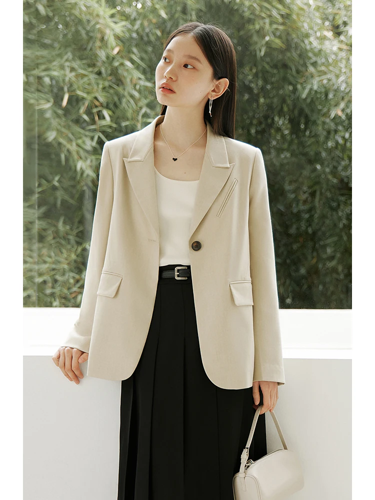 

ZIQIAO One-button Commuter Light Casual Suit for Women 2024 Spring Niche Design High-end Micro-profile Jacket Blazer Female