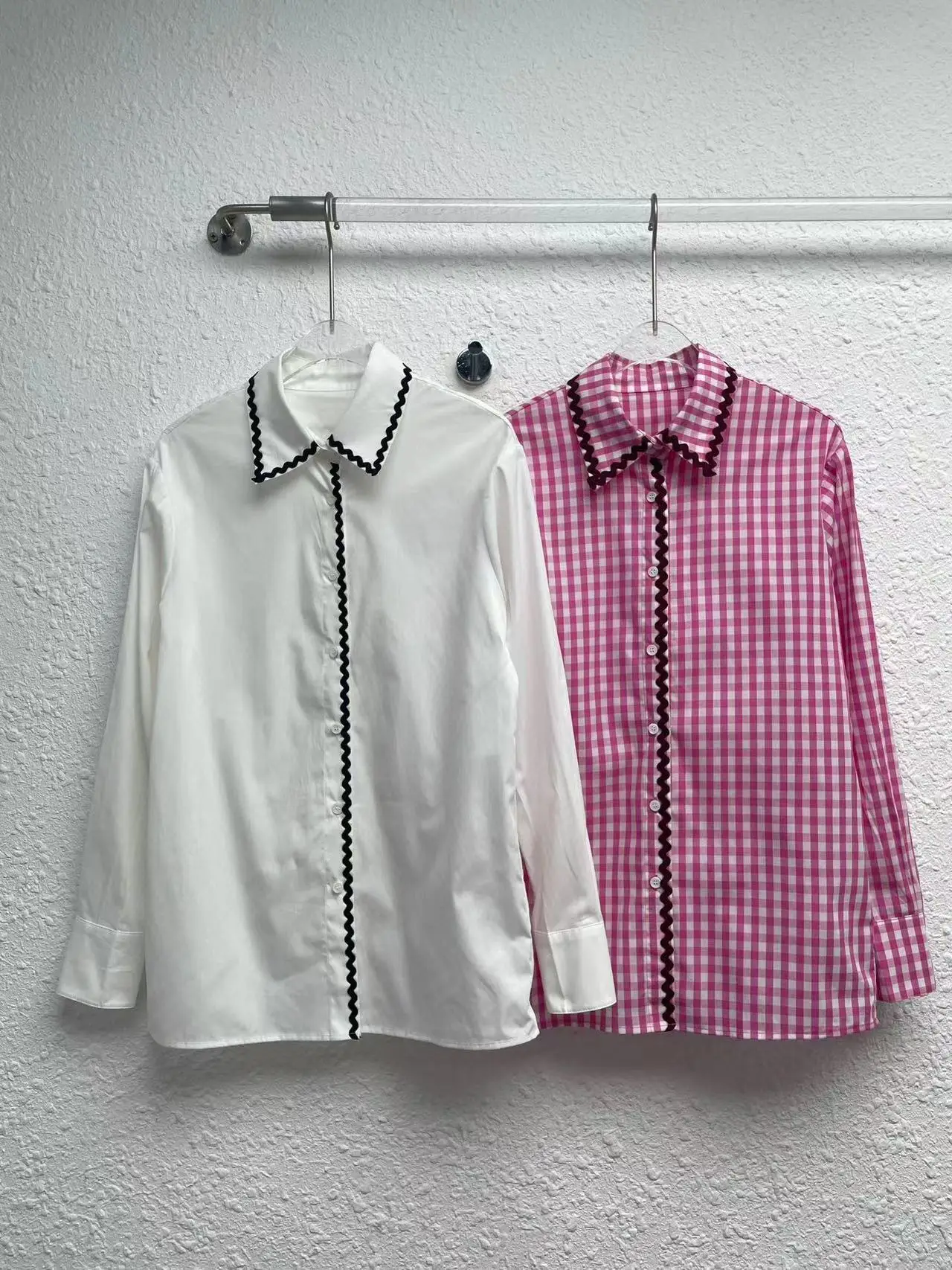 Fashion Luxury Cotton Blouse 2023 Summer Spring New Design Women Runway Plaid Print High Quality Single Breasted Blouse
Fashion Luxury Cotton Blouse 2023 Summer Spring New Design Women Runway Plaid Print High Quality Single Breasted Blouse