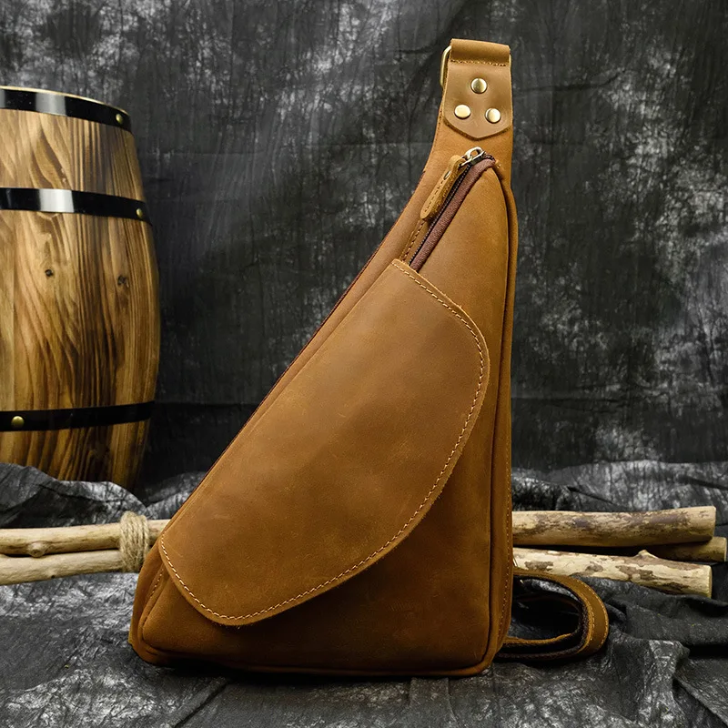 Men's Genuine Leather Chest Bag Vintage Crazy Horse Leather Chest Wrap with Cowhide One Shoulder Crossbody Bag 
Men's Genuine Leather Chest Bag Vintage Crazy Horse Leather Chest Wrap with Cowhide One Shoulder Crossbody Bag