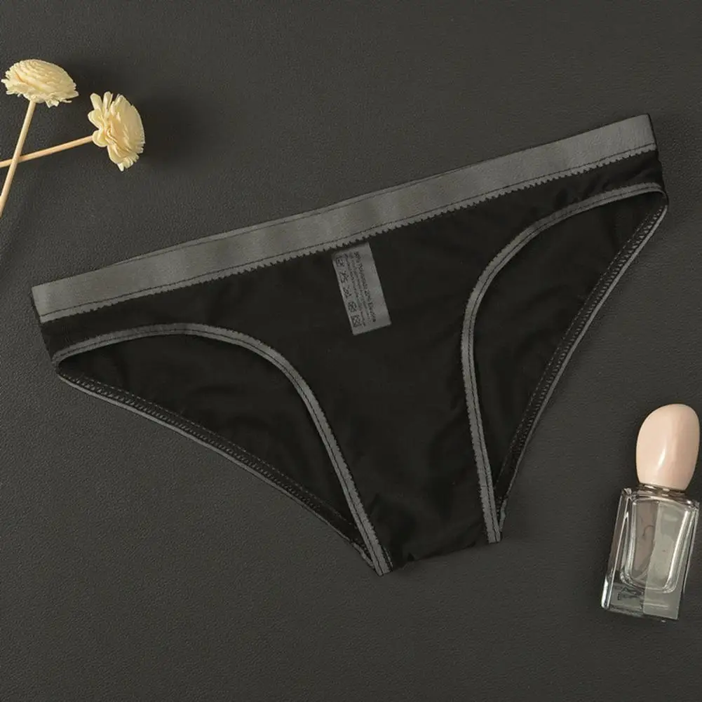 Men Underpants Breathable Mesh See Through Male Briefs No Bulge Pouch Low Waist Close-fitting Thin Summer Cool Triangle Pants
Men Underpants Breathable Mesh See Through Male Briefs No Bulge Pouch Low Waist Close-fitting Thin Summer Cool Triangle Pants