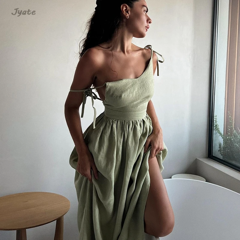 Casual A-line Slip Dress 2024 New Cotton V Neck Solid Color Long Vestidos Fashion Loose Backless Beach Summer Women Dress Robes
Casual A-line Slip Dress 2024 New Cotton V Neck Solid Color Long Vestidos Fashion Loose Backless Beach Summer Women Dress Robes