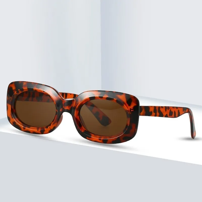 retro Rectangle Sunglasses Women Oval Vintage Brand Designer Square Sun Glasses For Women Shades Female Eyewear Anti-glare UV400
retro Rectangle Sunglasses Women Oval Vintage Brand Designer Square Sun Glasses For Women Shades Female Eyewear Anti-glare UV400
