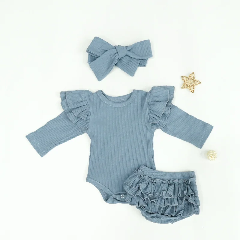 Conjunto Bebê Fru Fru 3 peças - Macacão, calcinha e faixa em algodão super macio Conjunto Bebê Fru Fru 3 peças - Macacão, calcinha e faixa em algodão super macio