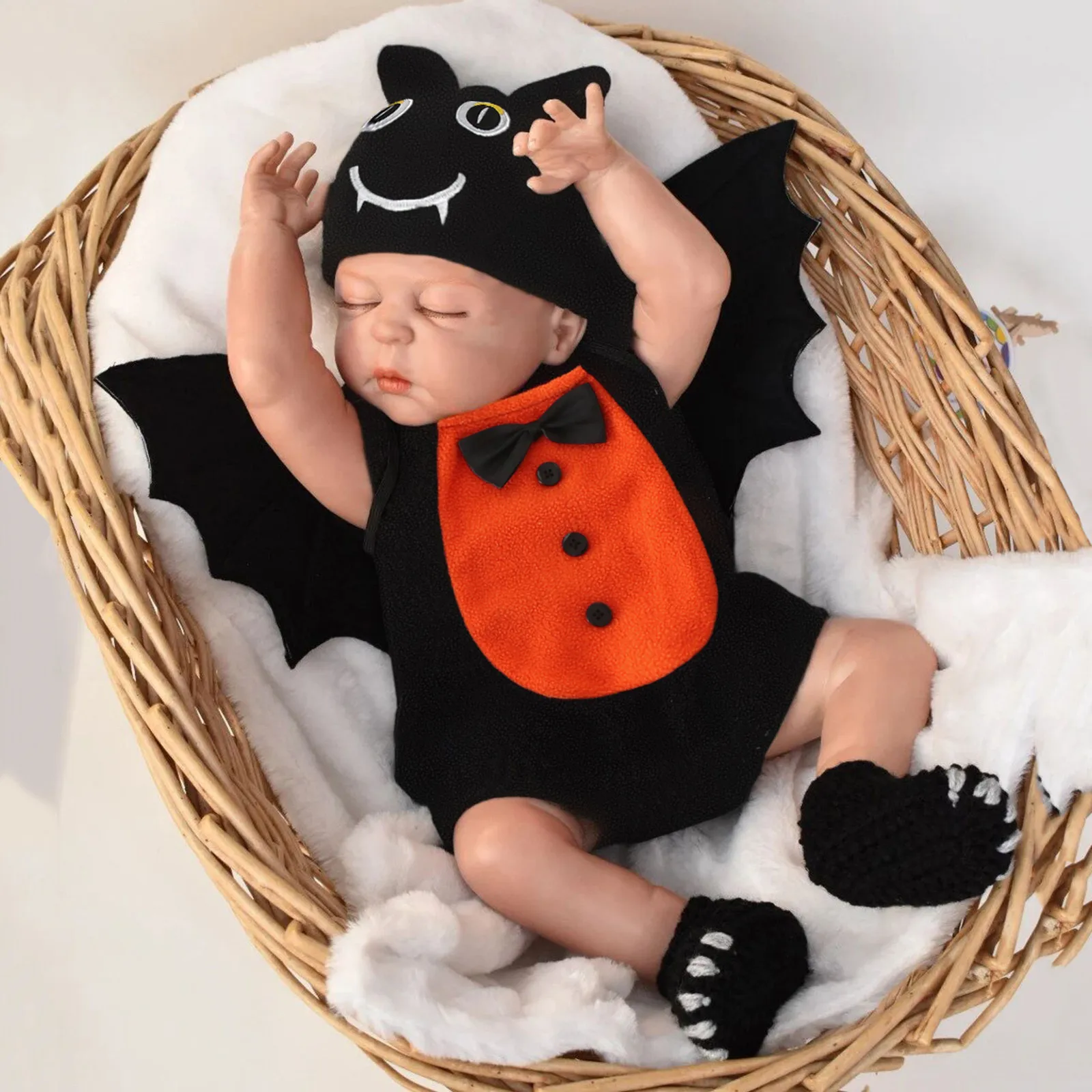 Toddler Infant Baby Girls Boys Halloween Bat Monster Soft Fleece Romper Jumpsuit Sets With Wing Hat 3PCS Set Costumes
Toddler Infant Baby Girls Boys Halloween Bat Monster Soft Fleece Romper Jumpsuit Sets With Wing Hat 3PCS Set Costumes