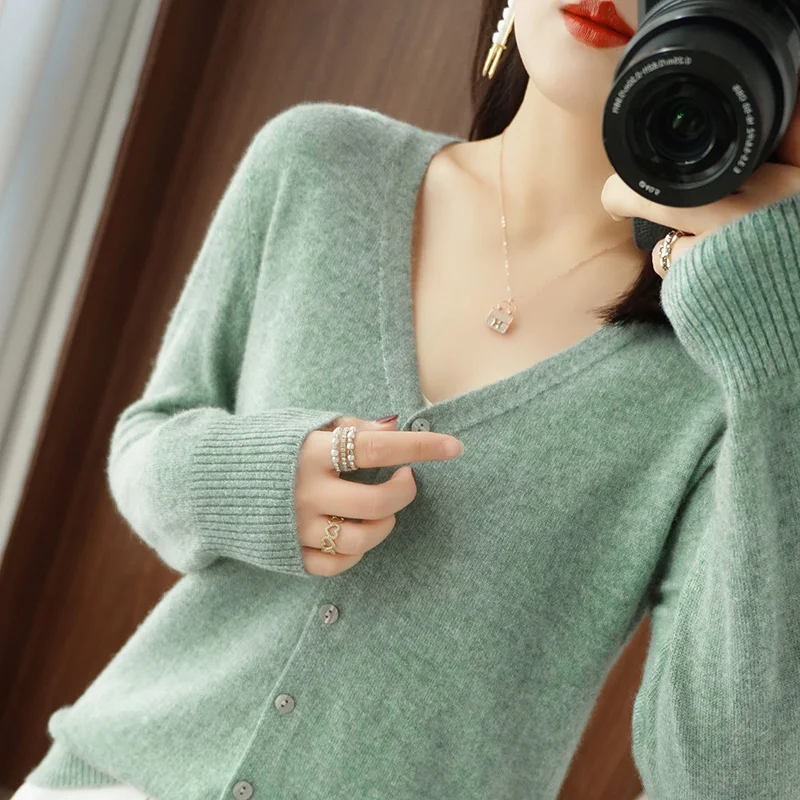 

Горячая Распродажа весенний женский кардиган с V-образным вырезом вязаная рубашка шикарные топы кашемировое повседневное пальто однотонная куртка Мягкий удобный свитер