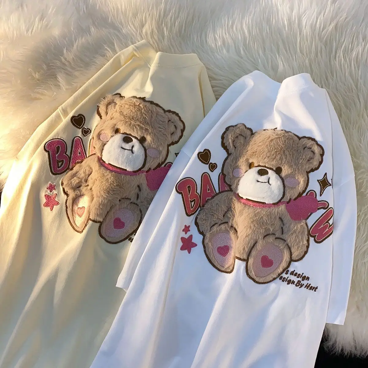 Sweet and cool style 3D plush bear embroidered T-shirt for men and women Korean style niche personality street couple ins top
Sweet and cool style 3D plush bear embroidered T-shirt for men and women Korean style niche personality street couple ins top