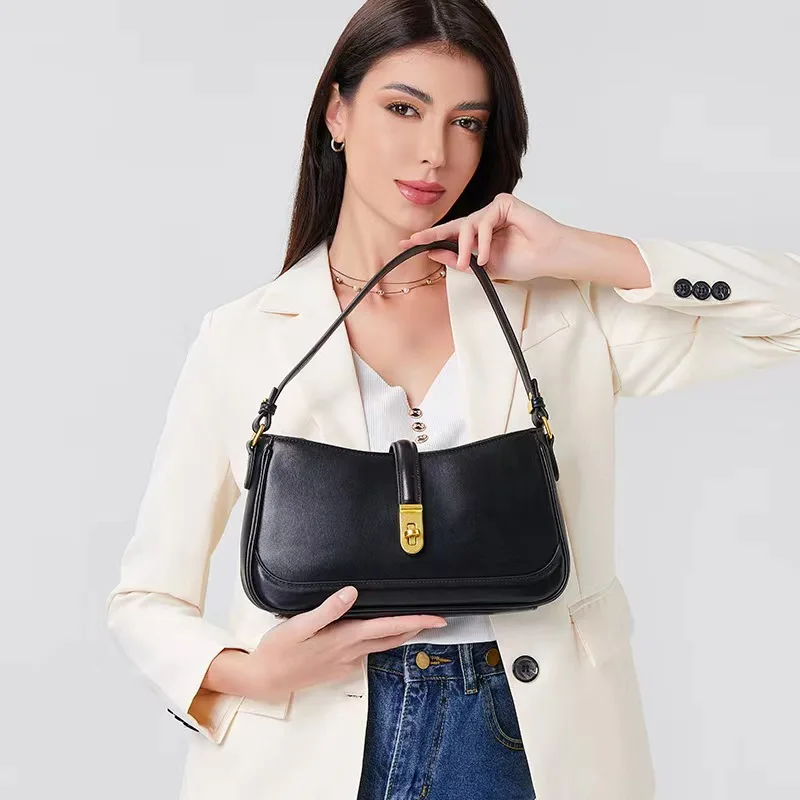 

2024New Niche Designer Luxury Retro Armpit Bag Exquisite And Versatile Handbag High-end Casual And Simple Shoulder Bag Phone Bag