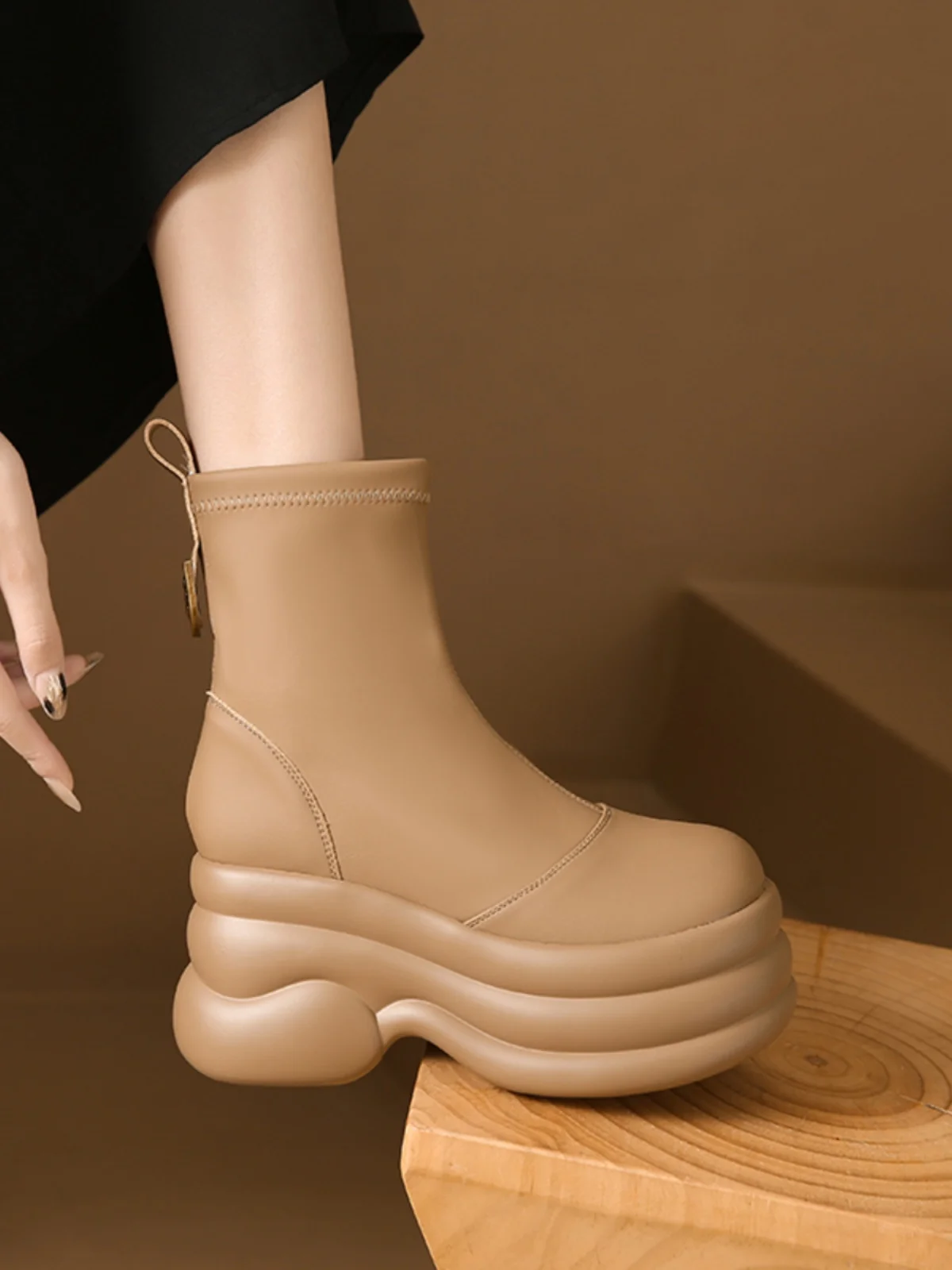 

Женские ботинки-Женская обувь с круглым носком, сабо 2023, резиновая Лолита, ботильоны в стиле рок, женские короткие плюшевые сапоги на высоком каблуке