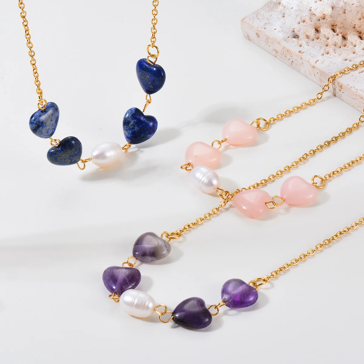 1pc New Bohemian Heart Shaped Three Colors Natural Stone Pendant Necklace For Women Charms Jewelry Lucky Love Gifts
1pc New Bohemian Heart Shaped Three Colors Natural Stone Pendant Necklace For Women Charms Jewelry Lucky Love Gifts