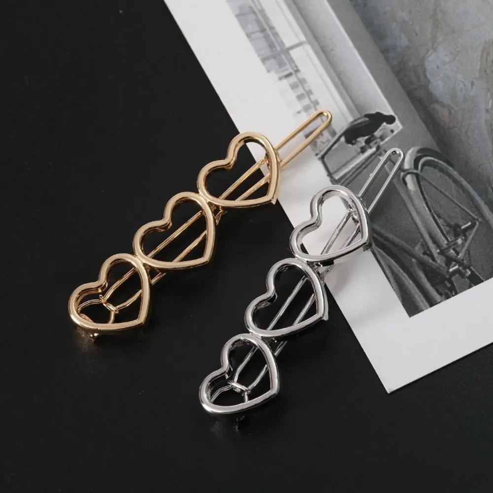 2PCS Metal Hollow Love Heart Hairpin Cute Hair Styling Accessories Geometric Hairpin Bangs Clip Girls
2PCS Metal Hollow Love Heart Hairpin Cute Hair Styling Accessories Geometric Hairpin Bangs Clip Girls