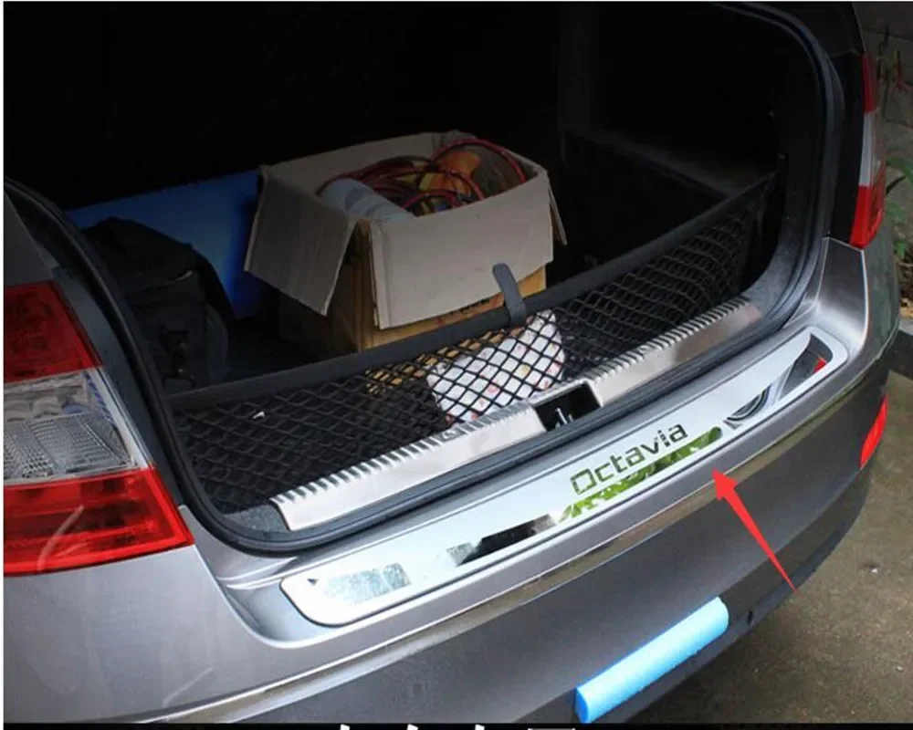 Защитная накладка на задний бампер из нержавеющей стали для Skoda Octavia 2014-2016
Защитная накладка на задний бампер из нержавеющей стали для Skoda Octavia 2014-2016