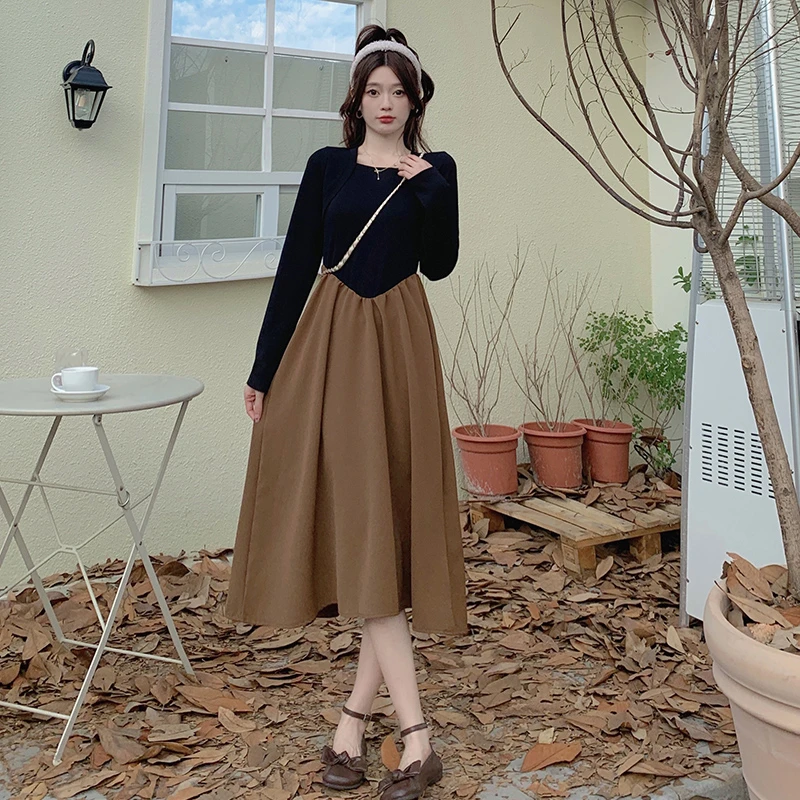 Design Sense Temperament Of Retro Color Mosaic A Word Big Swing To Reduce Age Show Thin Dress
Design Sense Temperament Of Retro Color Mosaic A Word Big Swing To Reduce Age Show Thin Dress