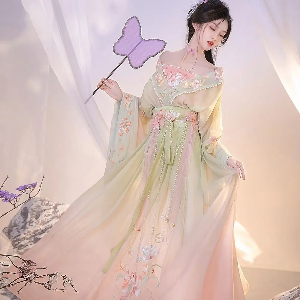 Китайский классический костюм Hanfu, оригинальный неувядающий костюм с цветком лотоса, юбка длиной до талии, рубашка с длинными рукавами, старый полный комплект
Китайский классический костюм Hanfu, оригинальный неувядающий костюм с цветком лотоса, юбка длиной до талии, рубашка с длинными рукавами, старый полный комплект