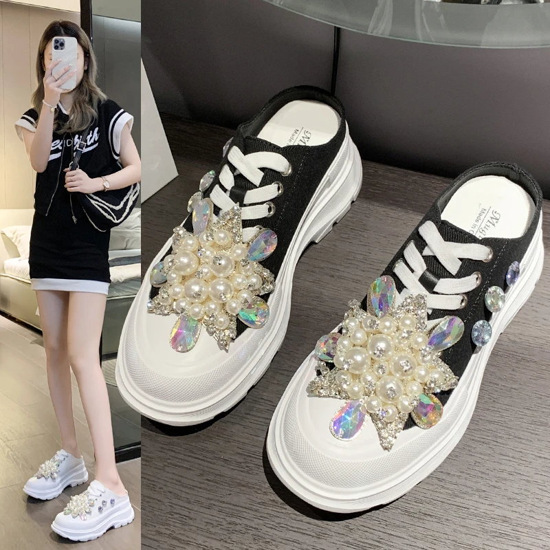 2023 New Thick-soled Rhinestone Luxury Half Slippers Women's Muffin A Pedal Lazy Shoes Autumn Women Casual Breathable Sneakers
2023 New Thick-soled Rhinestone Luxury Half Slippers Women's Muffin A Pedal Lazy Shoes Autumn Women Casual Breathable Sneakers