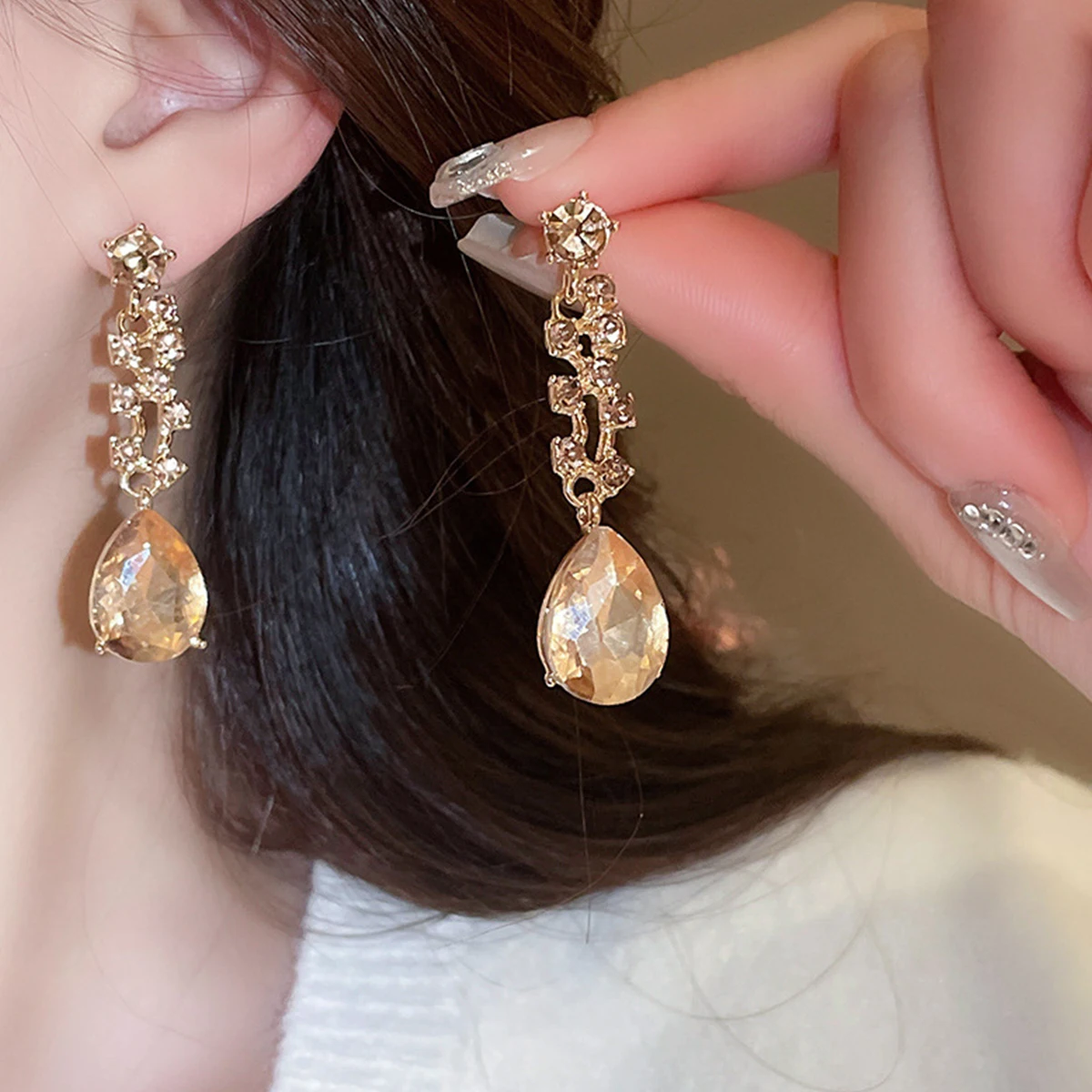 Light Luxury Water Drops Jewelry Set for Women Flash Crystal Glass Necklace Earrings Set Banquet Wedding Anniversary Accessories 5 Mallzona Sad6c0e82407b485a892fcd25e0aadb49Y Light Luxury Water Drops Jewelry Set for Women Flash Crystal Glass Necklace Earrings Set Banquet Wedding Anniversary Accessories Mallzona