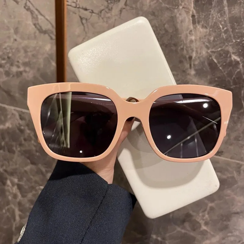 New Small Frame Square Sunglasses Women's Brand Designer Fashion Sun Glasses Men's Outdoor Driving Eyewear UV400 Oculos De Sol
New Small Frame Square Sunglasses Women's Brand Designer Fashion Sun Glasses Men's Outdoor Driving Eyewear UV400 Oculos De Sol