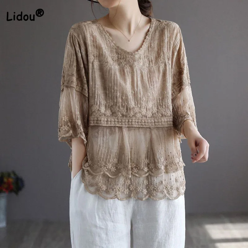 Elegant Fashion Women's Round Neck Lace Patchwork Tops Summer New Loose Casual Solid Color Half Sleeve T-shirt Female Clothing
Elegant Fashion Women's Round Neck Lace Patchwork Tops Summer New Loose Casual Solid Color Half Sleeve T-shirt Female Clothing