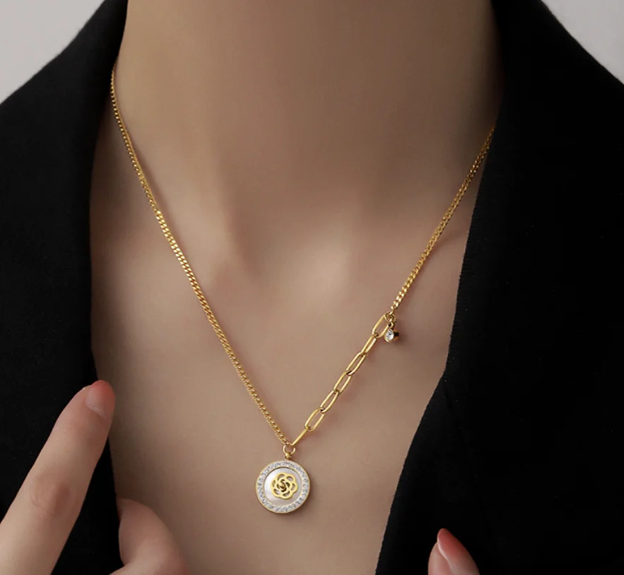 Titanium steel camellia shell pendant one piece trending products necklaces for women fashion jewelry
Titanium steel camellia shell pendant one piece trending products necklaces for women fashion jewelry