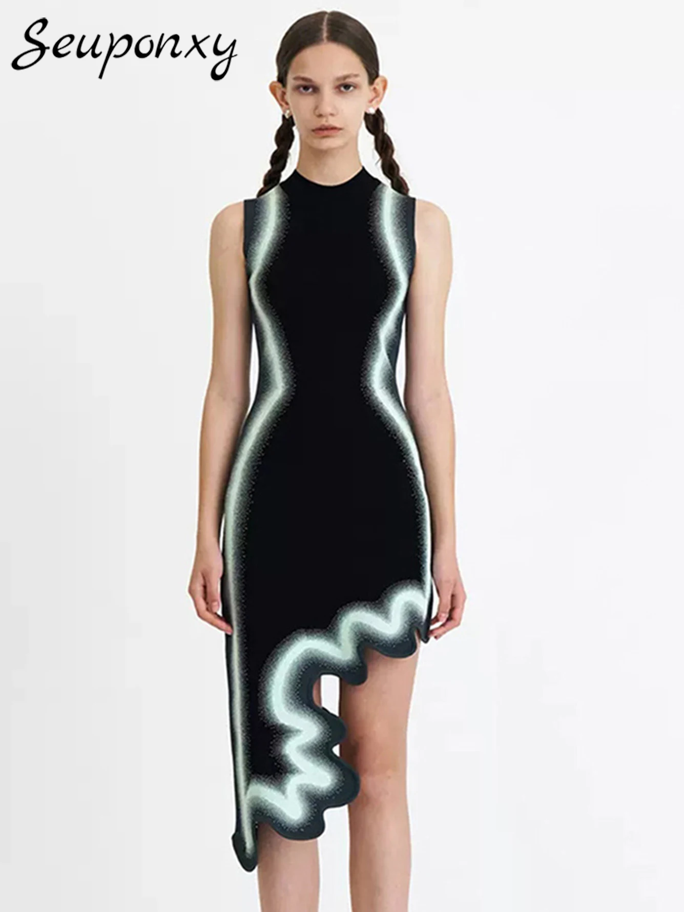 High Quality Women's Asymmetric Wave Hem Knitted Dress Sexy O-Neck Sleeveless Printing, Elegant Evening Party Dress New 2023
High Quality Women's Asymmetric Wave Hem Knitted Dress Sexy O-Neck Sleeveless Printing, Elegant Evening Party Dress New 2023