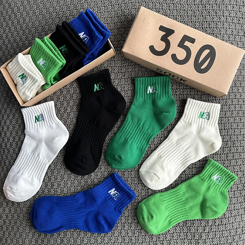 Men's Socks Summer 4Pair/Box Cotton Designer Socks for Mens Gift Women Fashion Ins Letters Deodorant White Socks Free Shipping
Men's Socks Summer 4Pair/Box Cotton Designer Socks for Mens Gift Women Fashion Ins Letters Deodorant White Socks Free Shipping