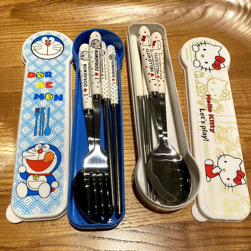 Kawaii Hello Kitty Metal Fork Chopsticks Spoon Set Cute Portable Travel Cutlery Three-Piece Set Children with Rice Cutlery
Kawaii Hello Kitty Metal Fork Chopsticks Spoon Set Cute Portable Travel Cutlery Three-Piece Set Children with Rice Cutlery