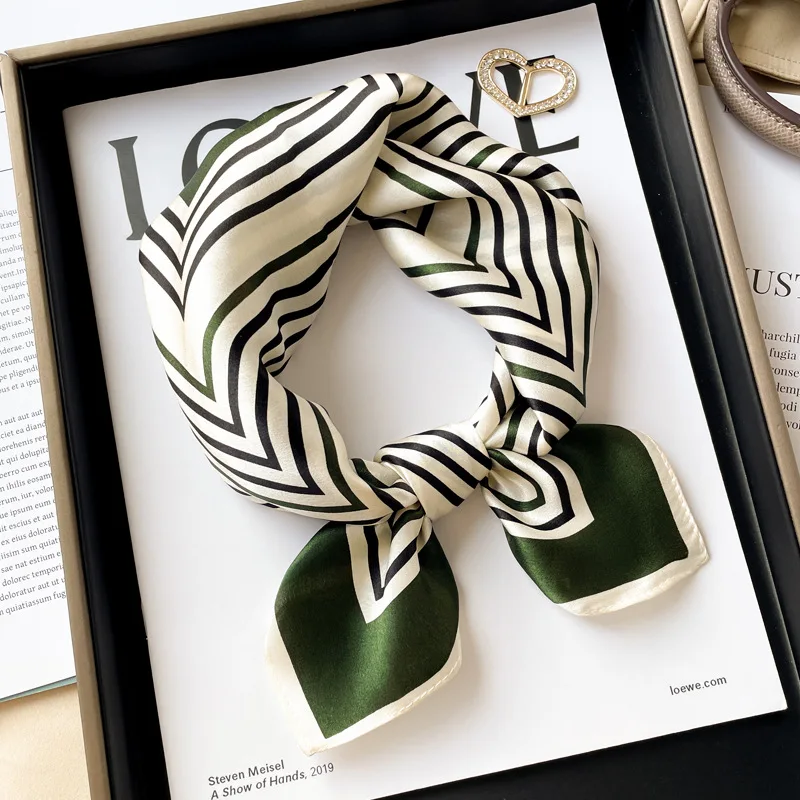 Silk black and white striped decorative scarf small scarf for women's versatile mulberry silk silk scarf small square scarf
Silk black and white striped decorative scarf small scarf for women's versatile mulberry silk silk scarf small square scarf
