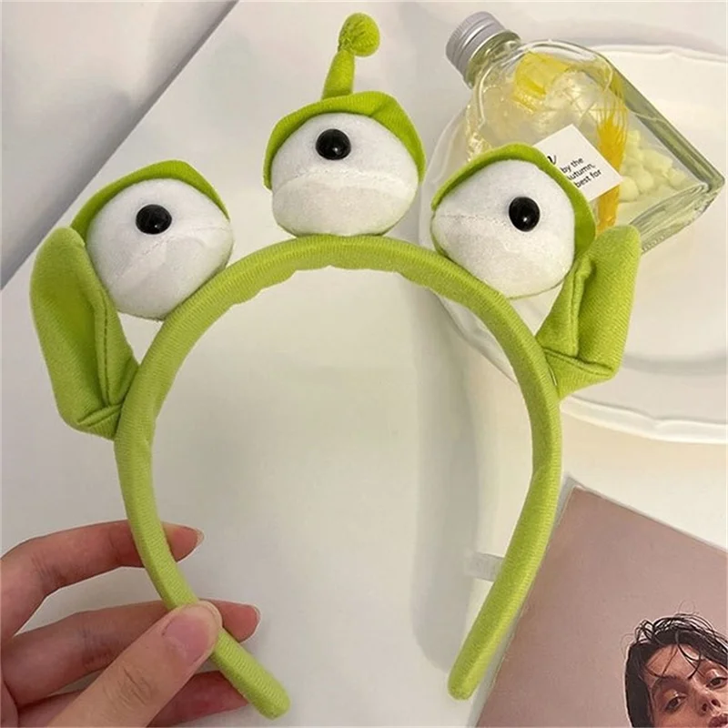 Wash Face Three-eyed Monster Hair Bands Cute Cartoon Hair Bands Cute Make-up Mask Hair Accessories
Wash Face Three-eyed Monster Hair Bands Cute Cartoon Hair Bands Cute Make-up Mask Hair Accessories
