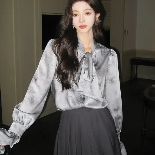 

Korea Women New Halo Dyed Large Ribbon Satin Temperament Flared Sleeve Shirt 2024 Spring New Ethnic Style Top