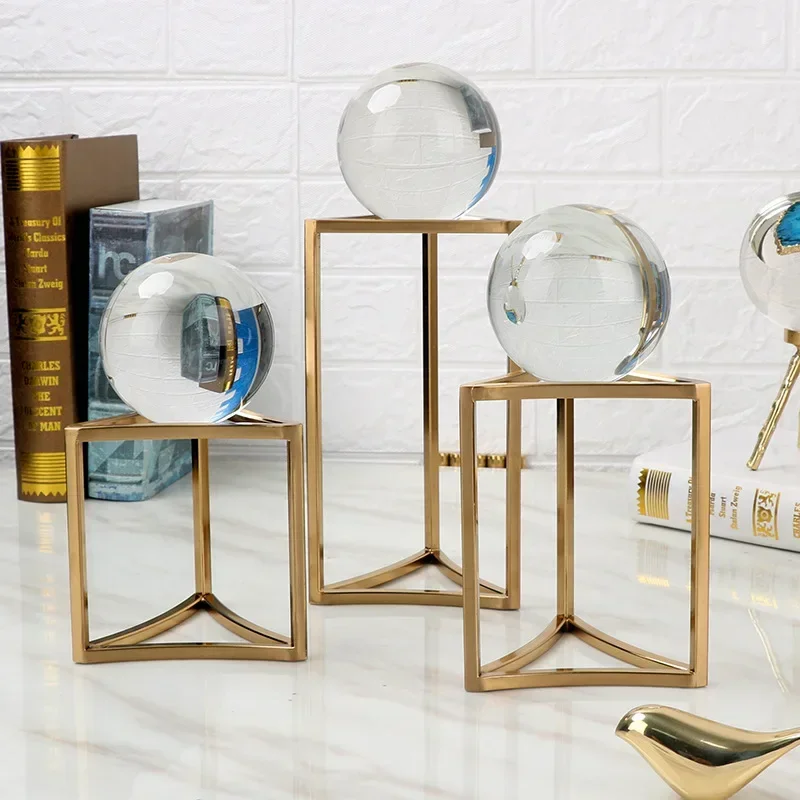 European Post-modern Exquisite Crystal Ball with Yellow Bronze Hardware Decoration Model Room Study Decoration
European Post-modern Exquisite Crystal Ball with Yellow Bronze Hardware Decoration Model Room Study Decoration