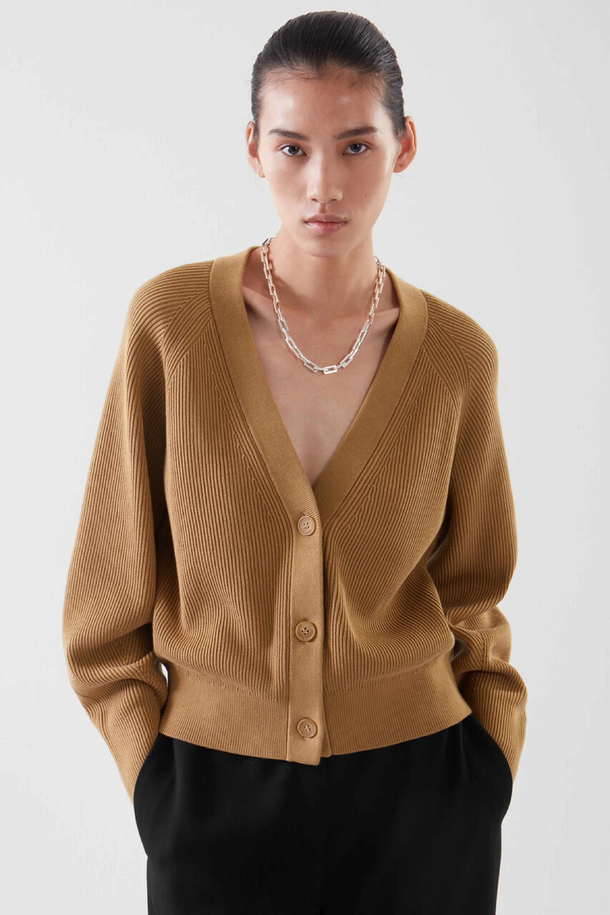

Ethereal MD 2023 autumn new style of Casual V-neck ribbed bat-sleeve cardigan for women