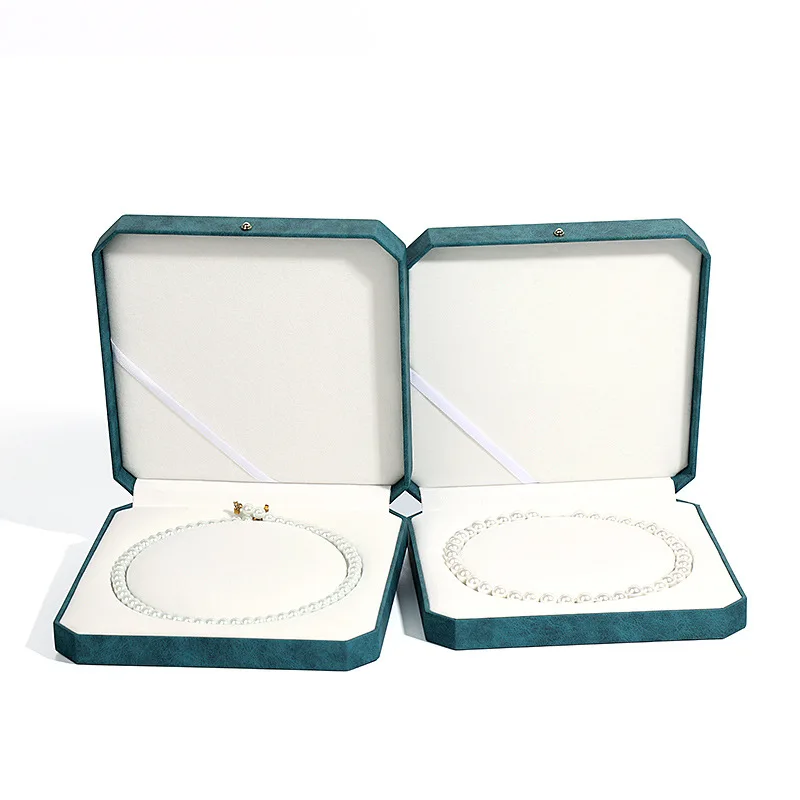 Luxury PU Leather Pearl Necklace Gift Display Jewelry Set Box Wedding Pendants Jewellery Packaging Storage Organizer Wholesale
Luxury PU Leather Pearl Necklace Gift Display Jewelry Set Box Wedding Pendants Jewellery Packaging Storage Organizer Wholesale