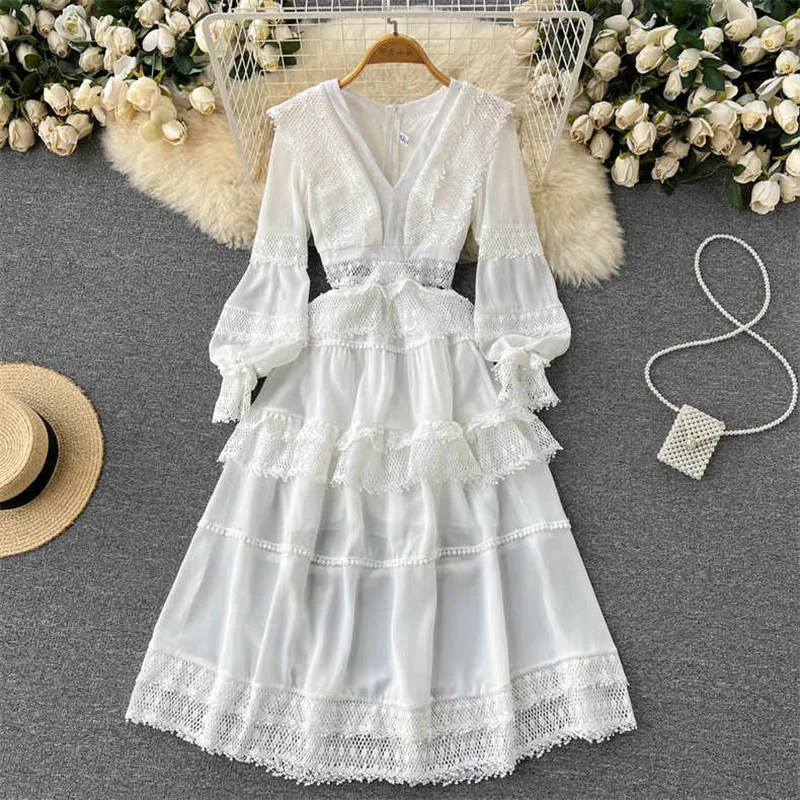 New Summer Women Elegant Lace Hollow Out White Dress V-neck Beach Holiday Maxi Dress Lady Sexy Backless Party Long Dress Q039
New Summer Women Elegant Lace Hollow Out White Dress V-neck Beach Holiday Maxi Dress Lady Sexy Backless Party Long Dress Q039