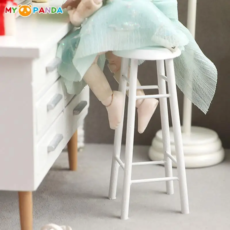 1:12 Dollhouse Miniature High Stool Bar Stool Small Round Stool Pocket Stool Furniture Model Doll House Scene Decor Accessories
1:12 Dollhouse Miniature High Stool Bar Stool Small Round Stool Pocket Stool Furniture Model Doll House Scene Decor Accessories