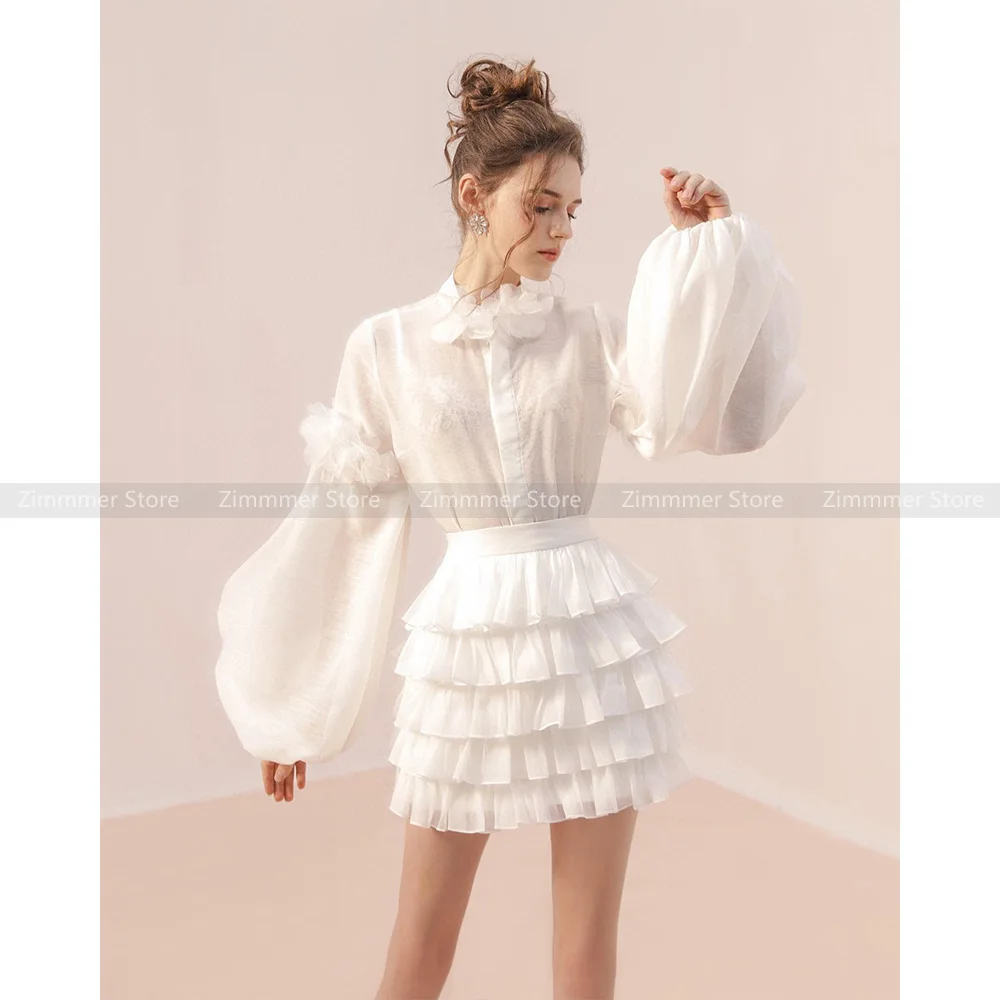 

Vietnam niche design 2024 new high-class sense of elegance light yarn fashion pleated suit short skirt