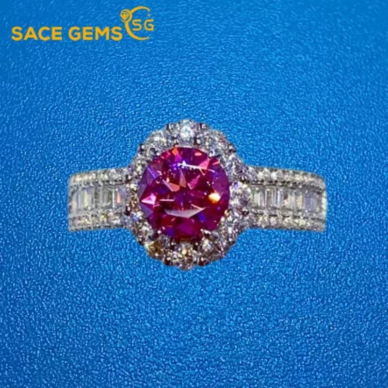 SACEGEMS GRA Certified 1CT Pink Moissanite Ring VVS1 Lab Diamond Solitaire Ring for Women Engagement Wedding Band Jewelry
SACEGEMS GRA Certified 1CT Pink Moissanite Ring VVS1 Lab Diamond Solitaire Ring for Women Engagement Wedding Band Jewelry