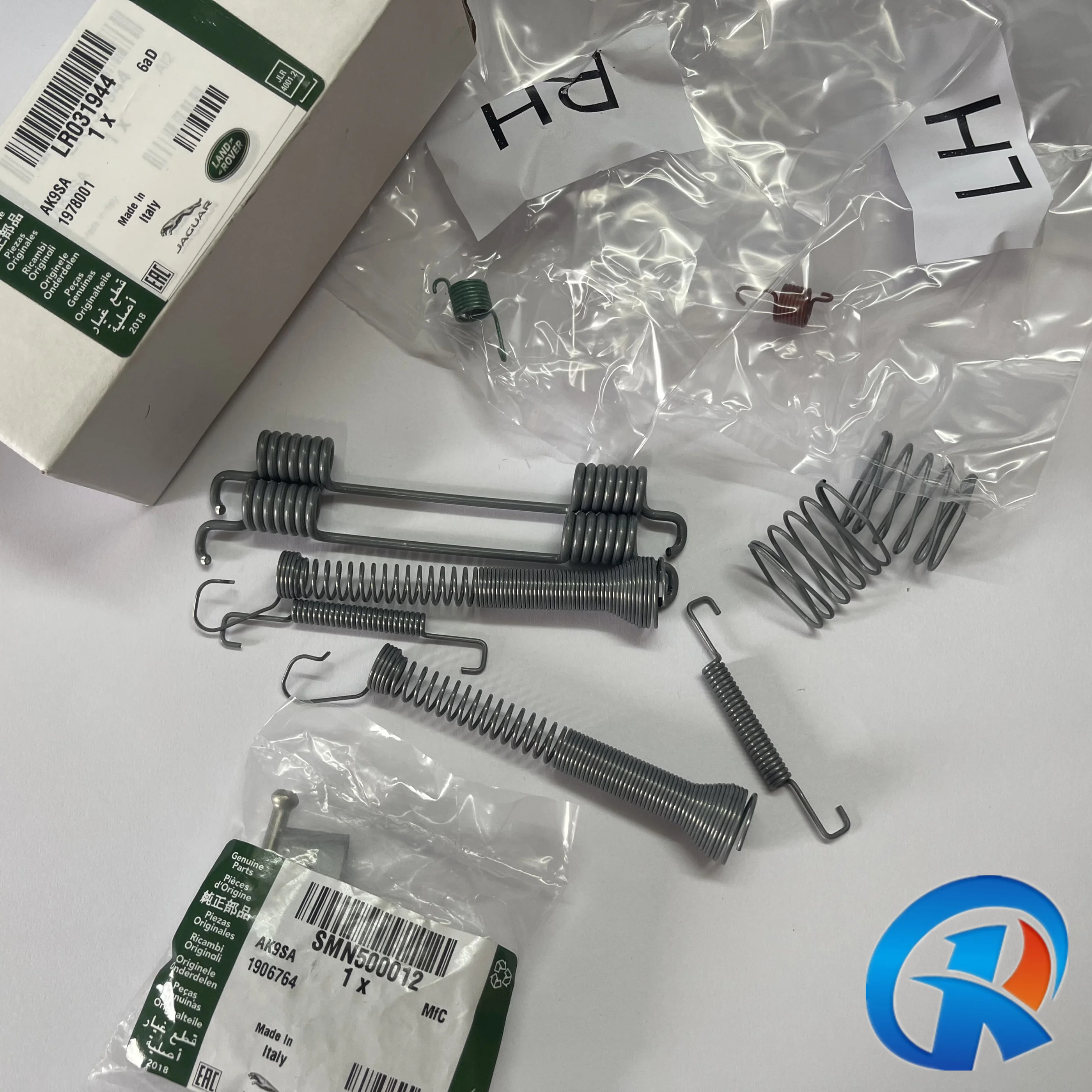 LR031944 SXS500011 LR031946 SMN500012 FOR LAND RANGE RANGE ROVER SPORT L320 REAR PARK BRAKE SPRING REPAIR KIT
LR031944 SXS500011 LR031946 SMN500012 FOR LAND RANGE RANGE ROVER SPORT L320 REAR PARK BRAKE SPRING REPAIR KIT
