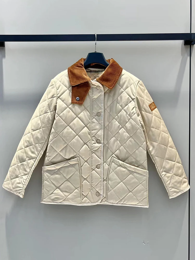 Vintage contrast corduroy lapel diamond check cotton jacket women's new winter fashion luxury all-match cotton jacket
Vintage contrast corduroy lapel diamond check cotton jacket women's new winter fashion luxury all-match cotton jacket