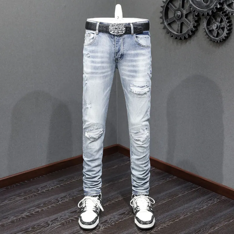 

High Street Fashion Men Jeans Retro Light Blue Stretch Skinny Fit Ripped Jeans Men Leather Patched Designer Hip Hop Brand Pants