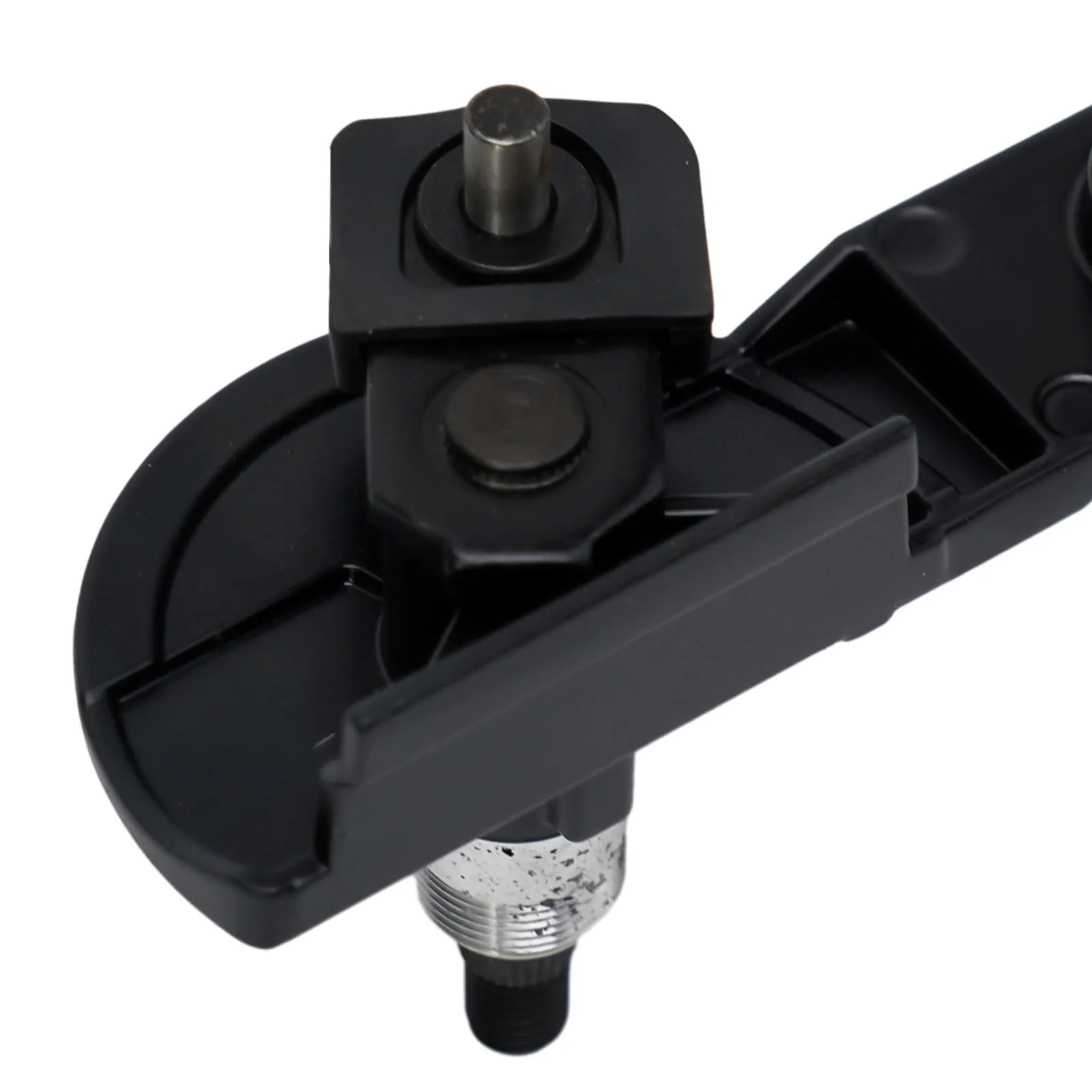 Universal Fitment NO Rear Wiper Shaft Pivot for BMW 3 5 Series E91 E61 Wagon Suitable for Hinged Rear Windscreen
Universal Fitment NO Rear Wiper Shaft Pivot for BMW 3 5 Series E91 E61 Wagon Suitable for Hinged Rear Windscreen