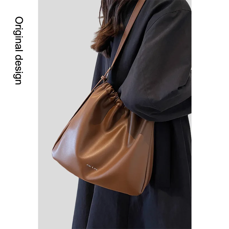Korean Styel Fashion Woman Shoulder Bag Dropshipping Soft Leather Crossbody Bag
Korean Styel Fashion Woman Shoulder Bag Dropshipping Soft Leather Crossbody Bag