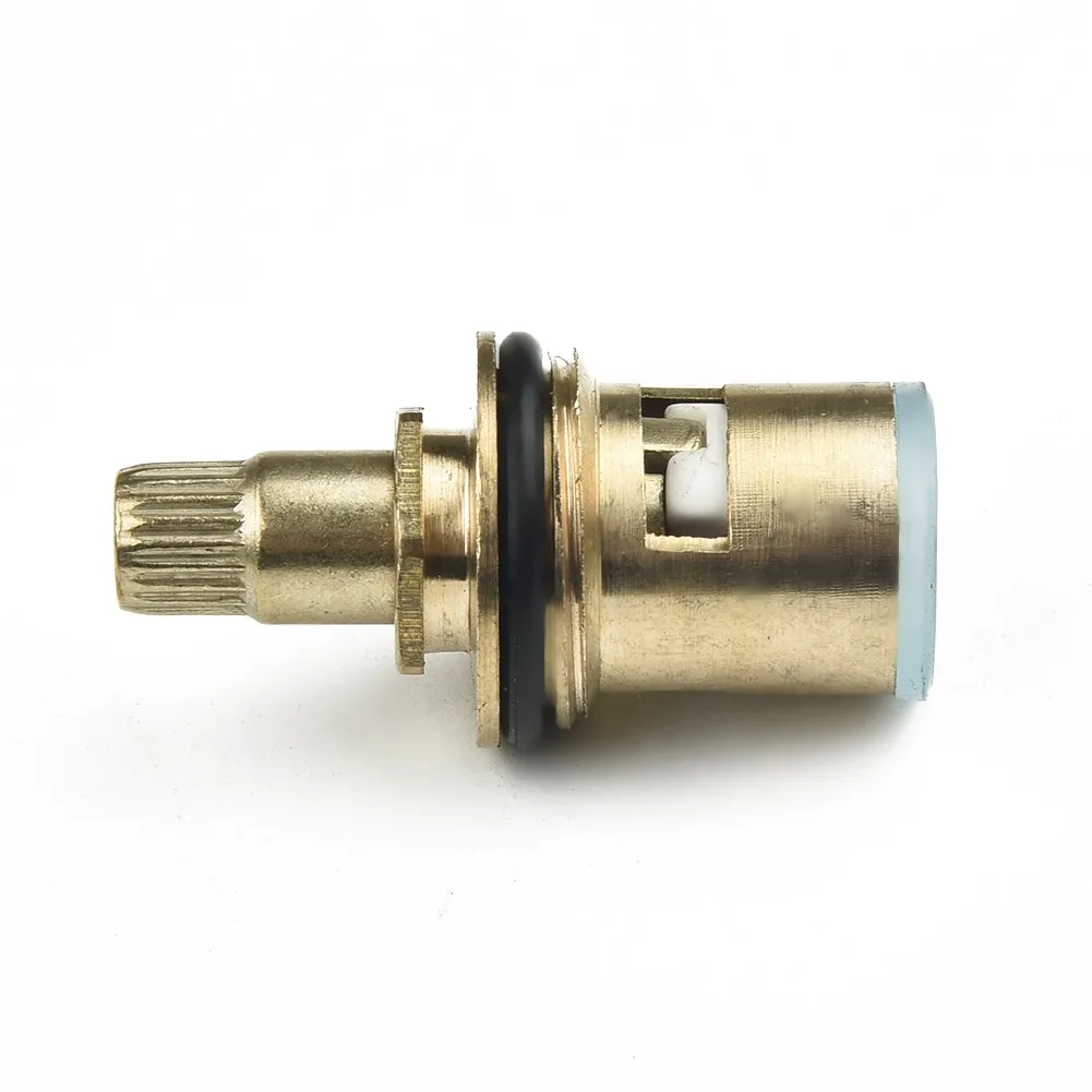 Single Faucet Valve Quick Opening Valve Water Tap Accessories Household Hardware Bathrooms Washrooms Kitchens Copper+ Iron
Single Faucet Valve Quick Opening Valve Water Tap Accessories Household Hardware Bathrooms Washrooms Kitchens Copper+ Iron