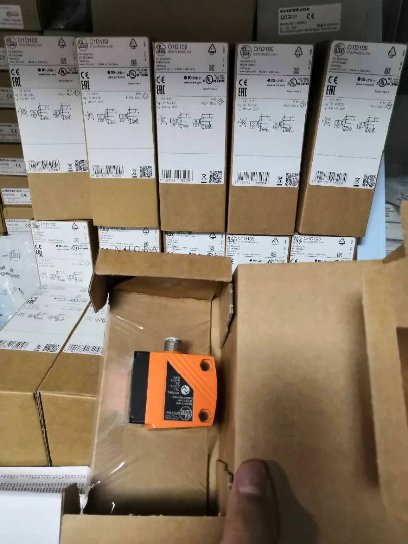 Original Product IFM Door Test Spacing Laser Sensor O1D100 O1D105 O1D106 OID200 O1D102 O1D158
Original Product IFM Door Test Spacing Laser Sensor O1D100 O1D105 O1D106 OID200 O1D102 O1D158